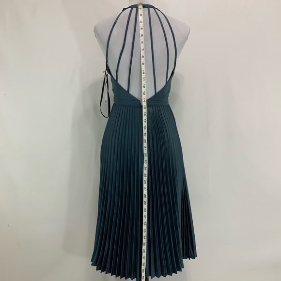 Ryse The Label dark green halter pleated dress - Picture 5 of 7